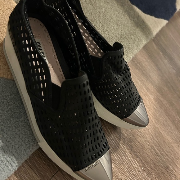 Worn only two times. Miu Miu - Picture 5 of 6